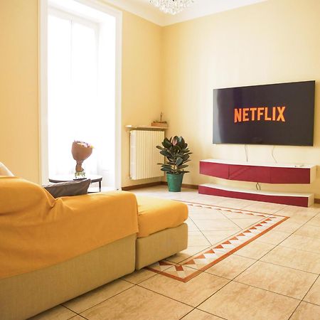 Wonderful Downtown Apartment-Hd Netflix, King-Size Bed, Two Minutes' Walk From Metro 米兰 外观 照片